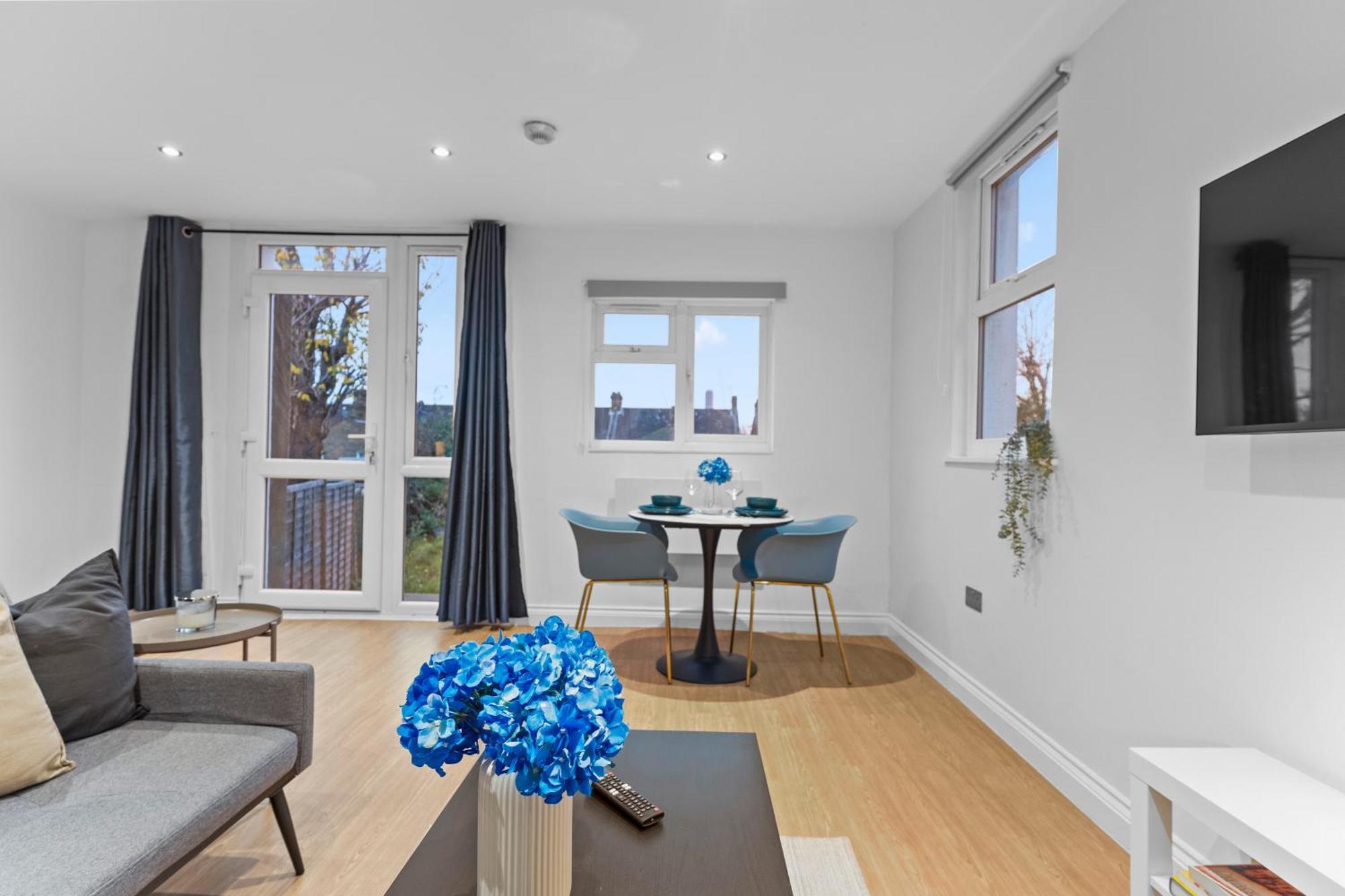 Modern Apartments London With Free Wifi Ngoại thất bức ảnh