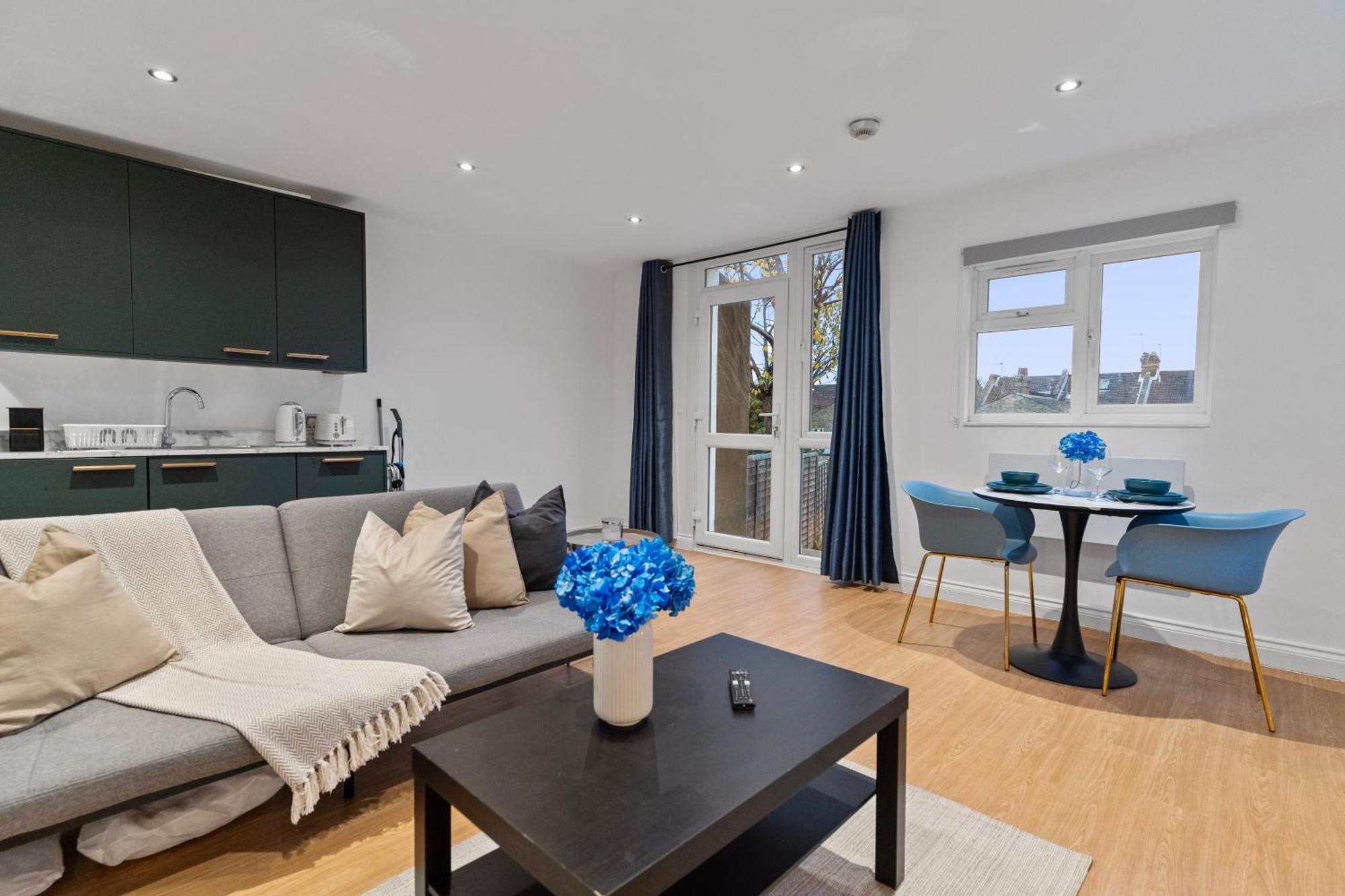 Modern Apartments London With Free Wifi Ngoại thất bức ảnh