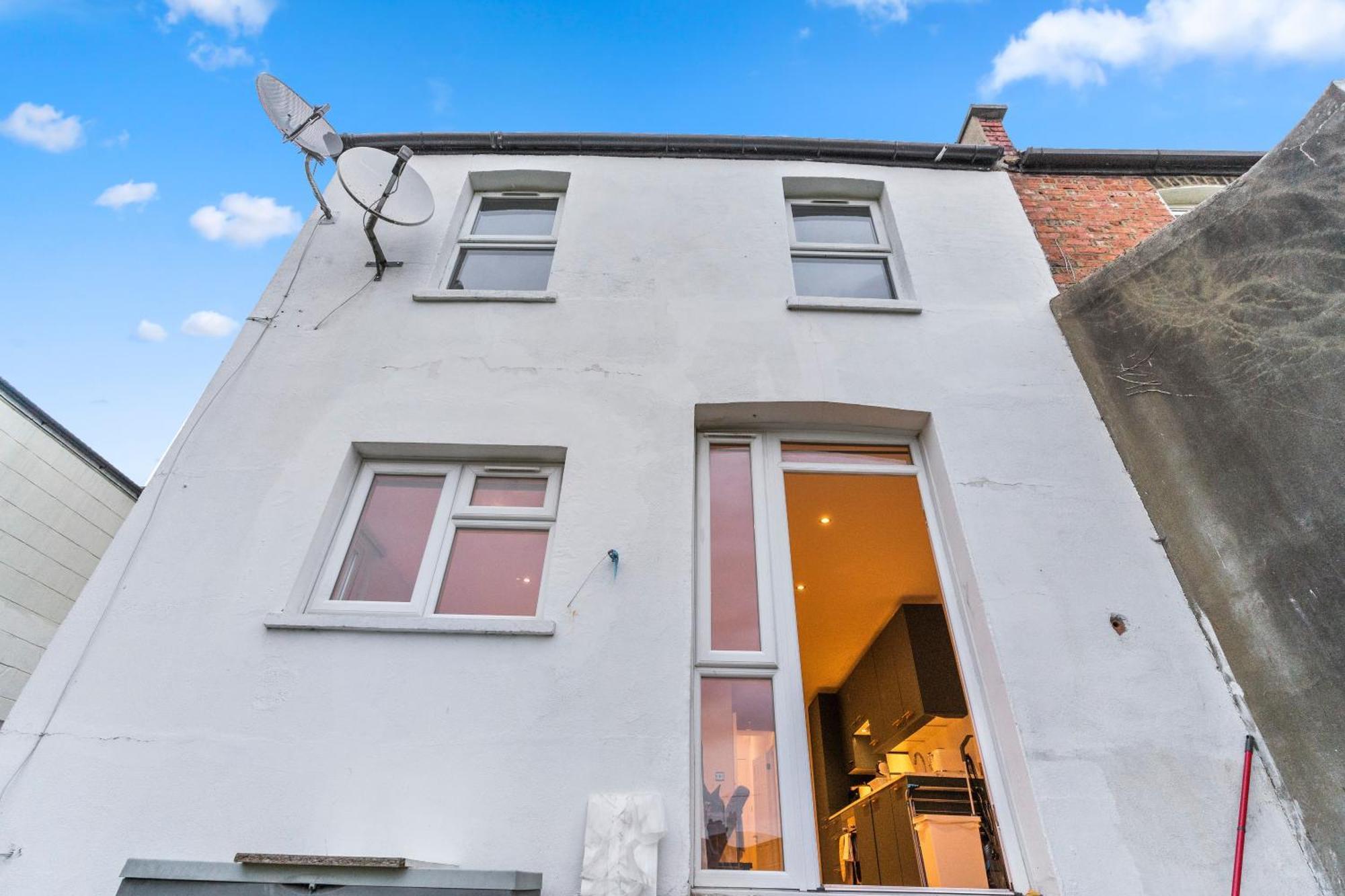 Modern Apartments London With Free Wifi Ngoại thất bức ảnh
