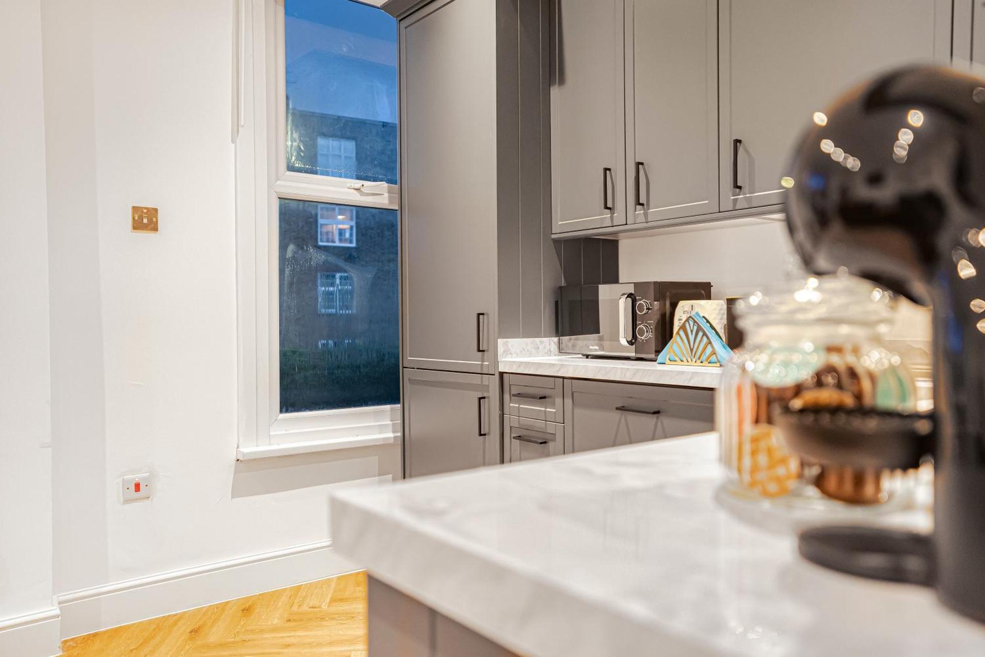 Modern Apartments London With Free Wifi Ngoại thất bức ảnh